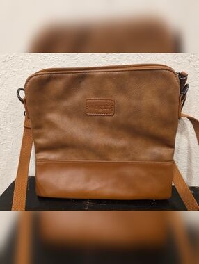 Wogarl Tan Faux Leather Crossbody Bag - Classic Everyday Style